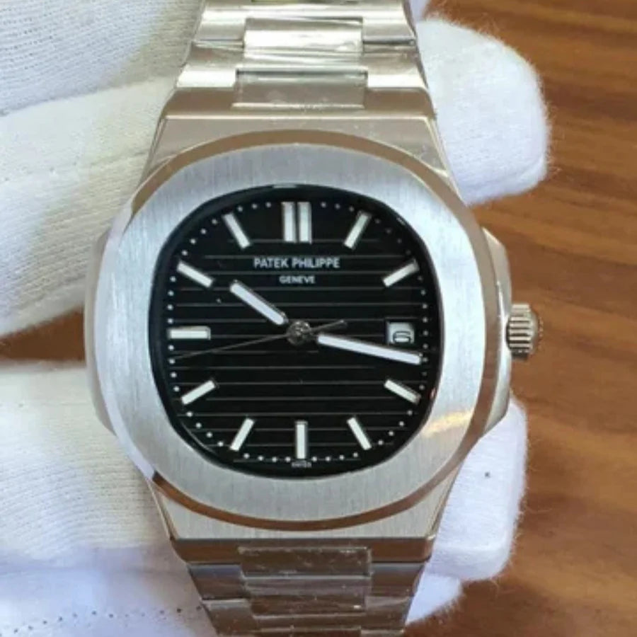 MONTRE PATEK PHILIPPE NAUTILUS 5711