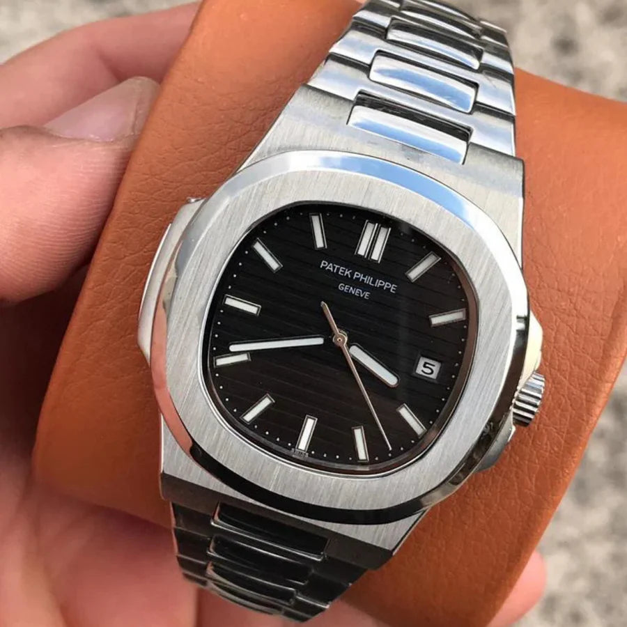 MONTRE PATEK PHILIPPE NAUTILUS 5711